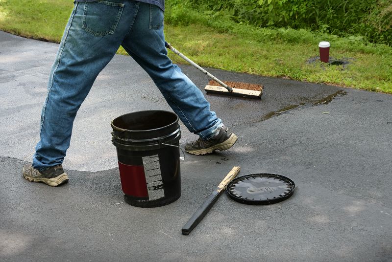 Asphalt Top Coating Service
